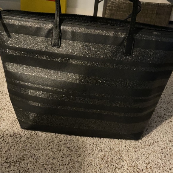 Kate Spade ♠️ used laptop/shoulder bag - Picture 3 of 4